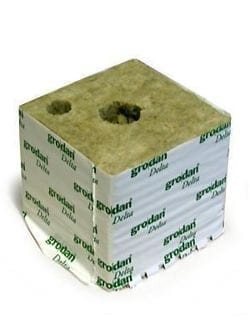 Mineralwollwürfel 7,5x7,5x6,5cm (1 Stk.) mit 40mm Loch Growshop -sklep ogrodniczy we Wrocławiu, Warszawie i Poznaniu